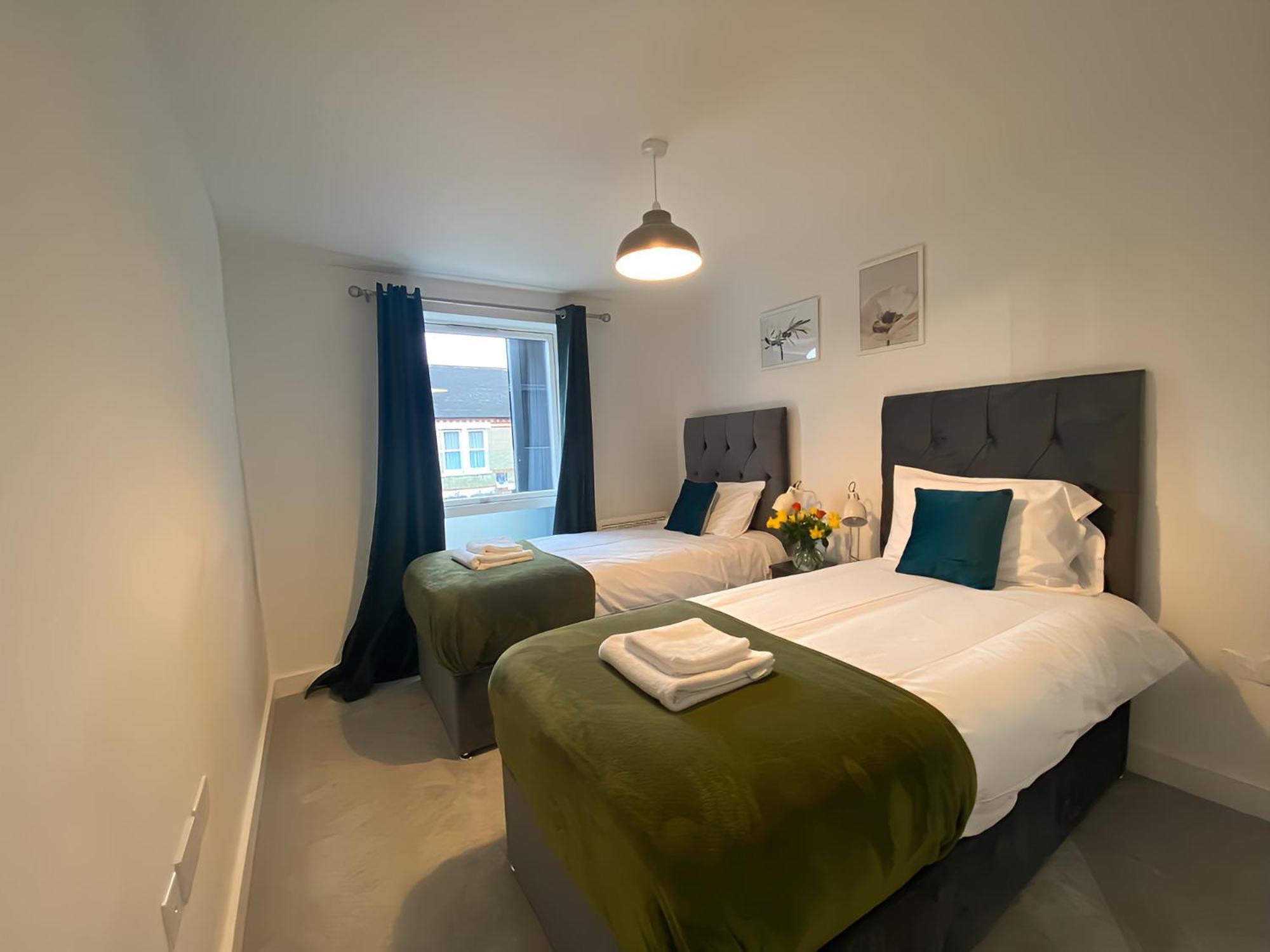 Cambridge Stays Riverside Apart Hotel With 2Br Flats At The City Centre-Parking-Balcony Exteriör bild