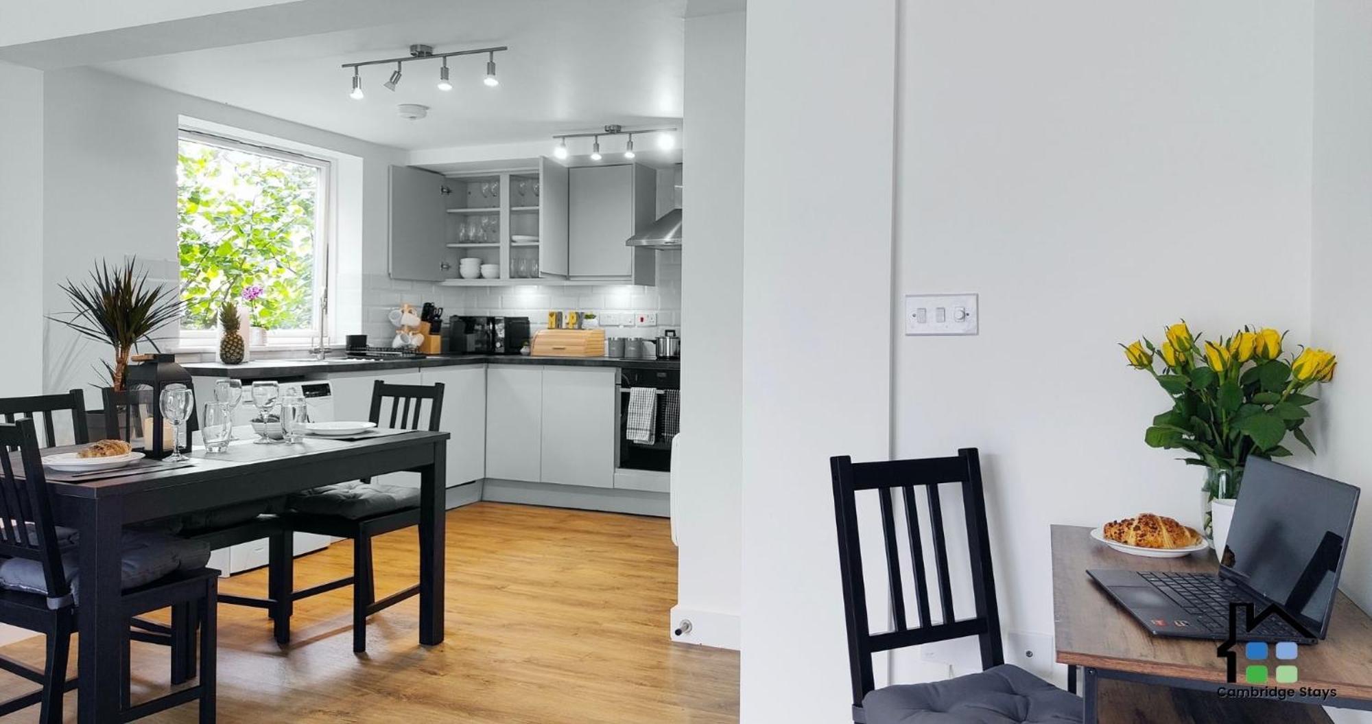 Cambridge Stays Riverside Apart Hotel With 2Br Flats At The City Centre-Parking-Balcony Exteriör bild
