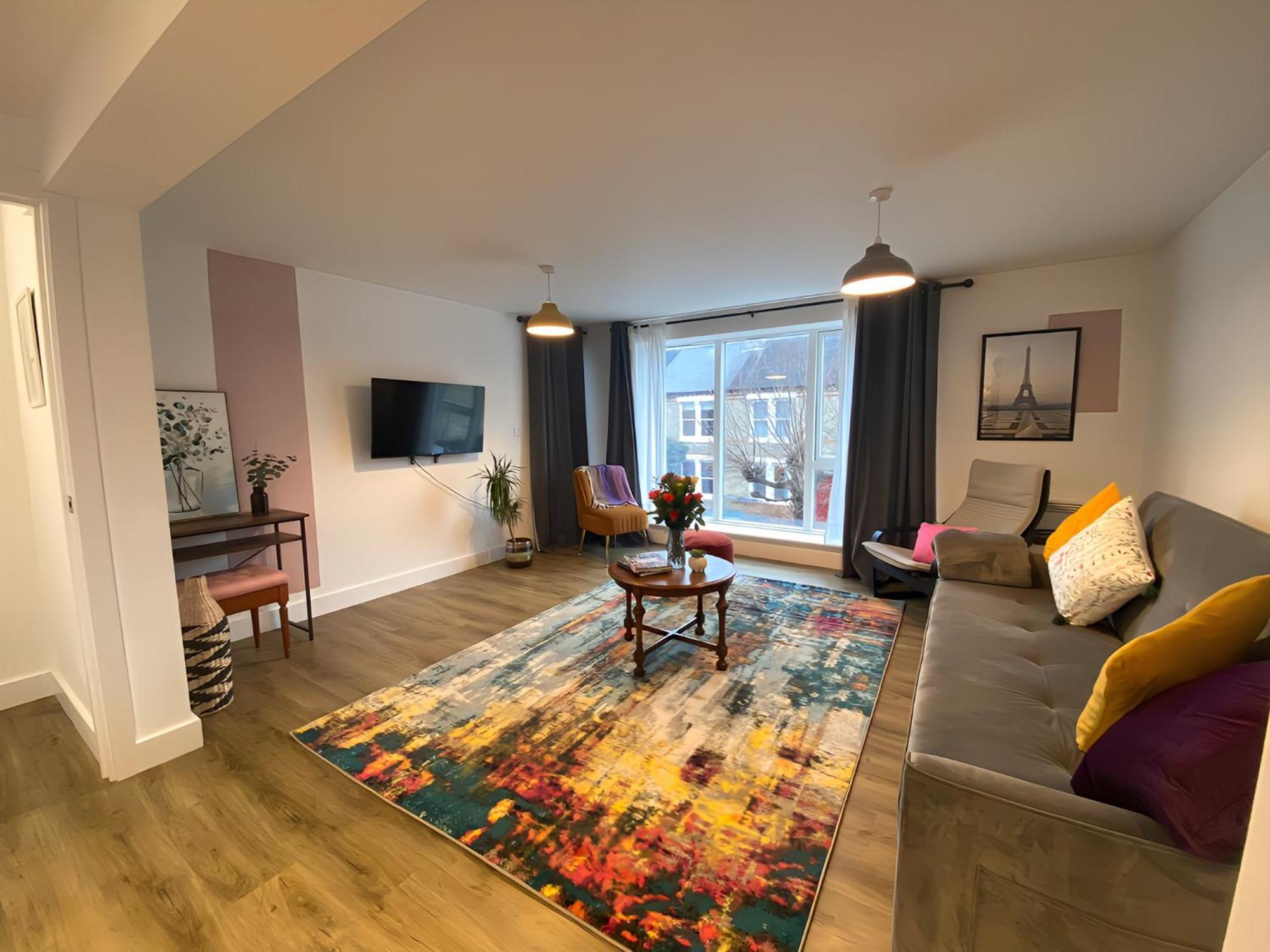 Cambridge Stays Riverside Apart Hotel With 2Br Flats At The City Centre-Parking-Balcony Exteriör bild