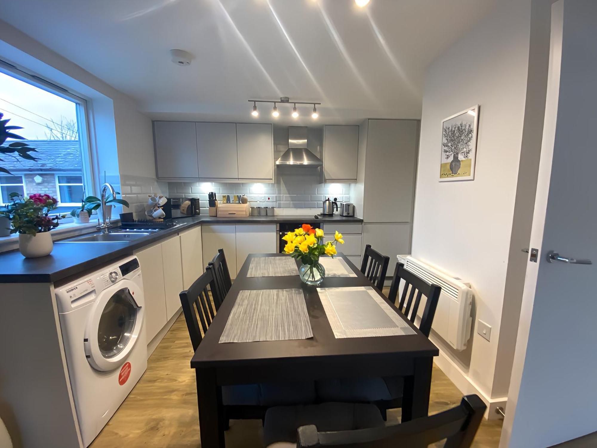 Cambridge Stays Riverside Apart Hotel With 2Br Flats At The City Centre-Parking-Balcony Exteriör bild